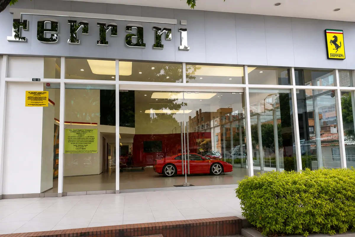 Proyecto de adecuación Ferrari Colombia